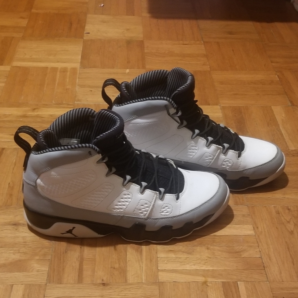 Jordan retro 9 Barons